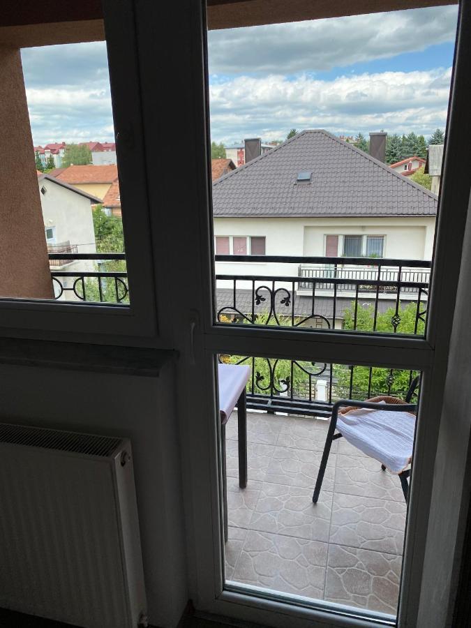 Big Apartment 3 Bedrooms Bihać Extérieur photo