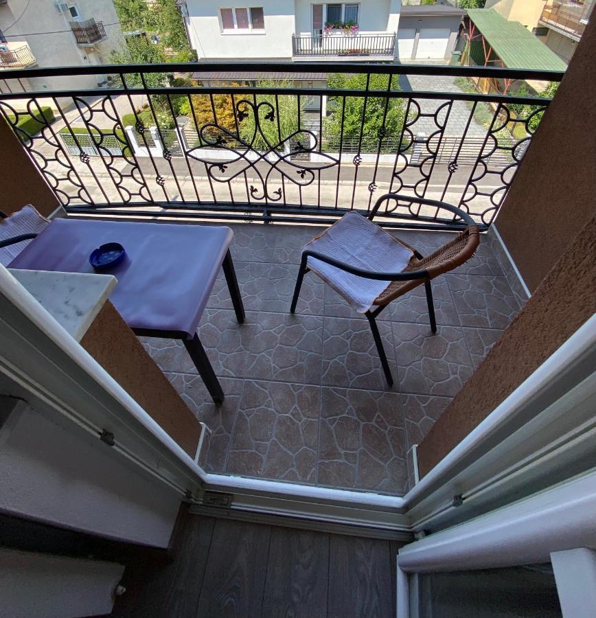 Big Apartment 3 Bedrooms Bihać Extérieur photo