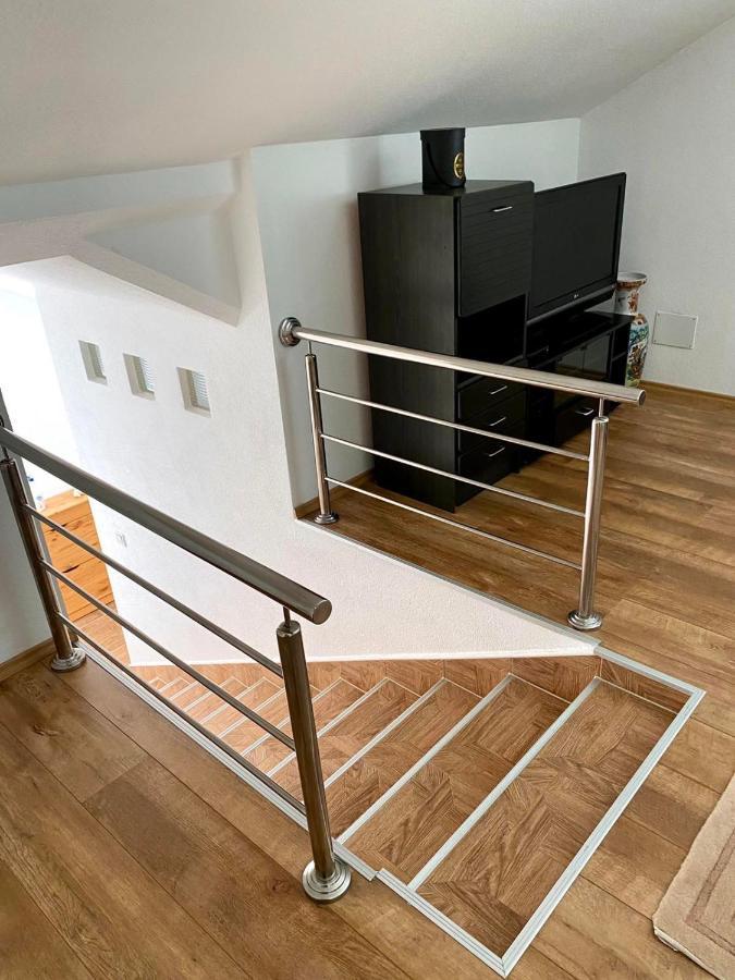 Big Apartment 3 Bedrooms Bihać Extérieur photo
