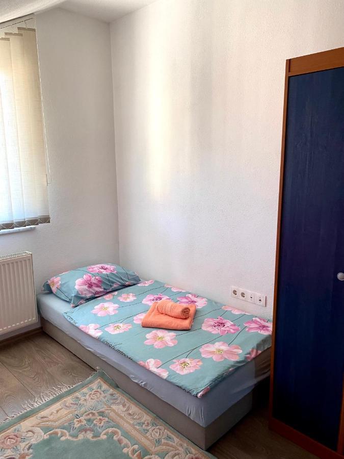 Big Apartment 3 Bedrooms Bihać Extérieur photo